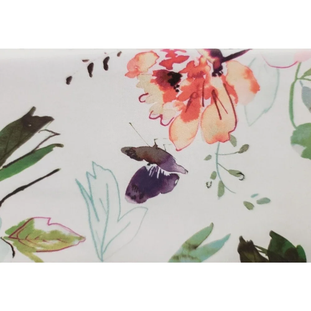 1 Printed Fabric Tablecloth, 60